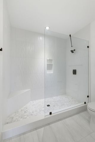 3918B Cross Creek Rd, Nashville, TN 37215