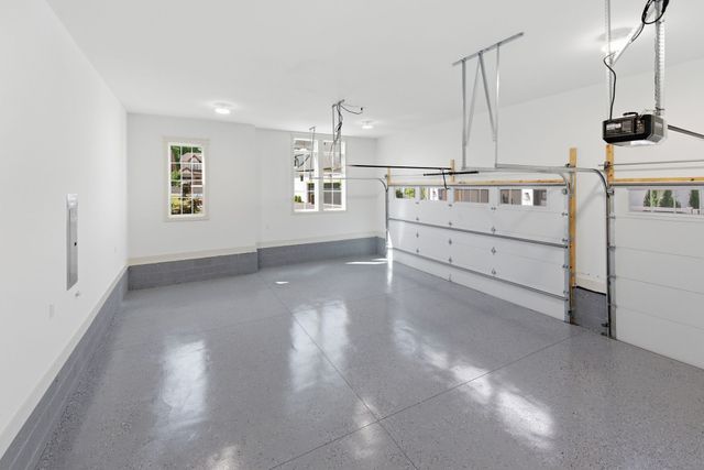 3918B Cross Creek Rd, Nashville, TN 37215