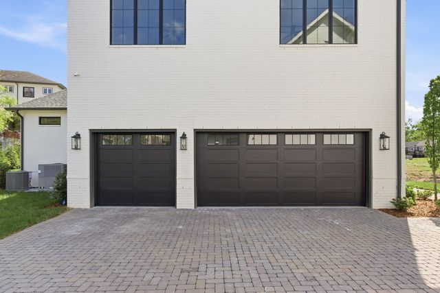 3918B Cross Creek Rd, Nashville, TN 37215