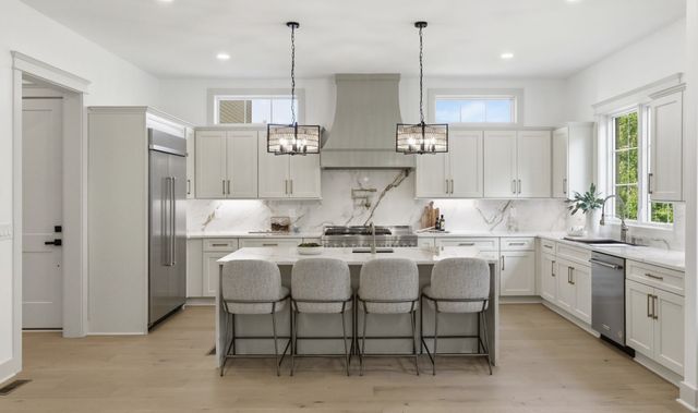 3918B Cross Creek Rd, Nashville, TN 37215