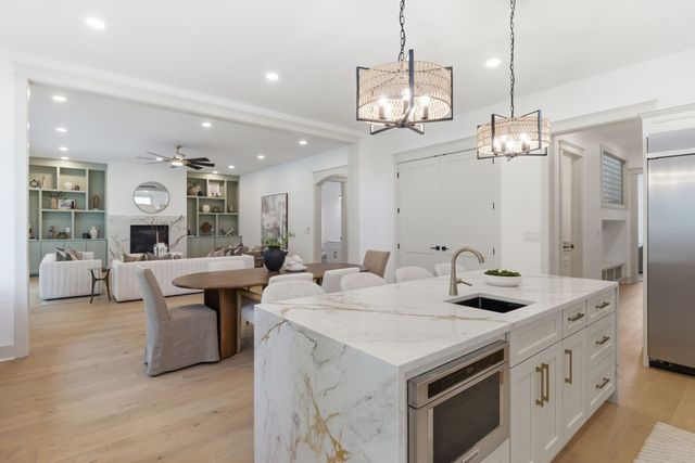 3918B Cross Creek Rd, Nashville, TN 37215