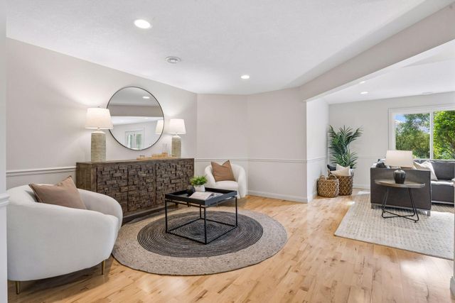 27125 Marsh Pointe Court, Shorewood, MN 55331