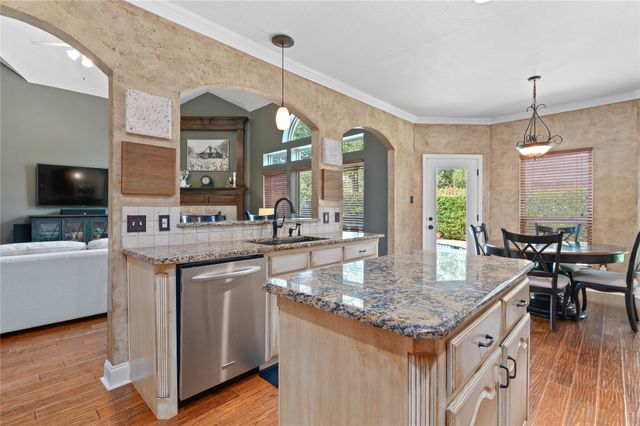 1914 Jesse Way, Corinth, TX 76210