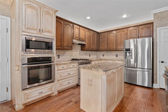 1914 Jesse Way, Corinth, TX 76210