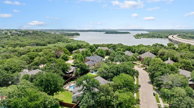 1914 Jesse Way, Corinth, TX 76210