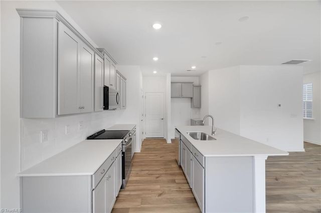 5265 Amaryllis Way, Winston-salem, NC 27104