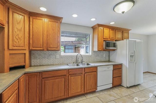 13108 107th Avenue Ct E, Puyallup, WA 98374