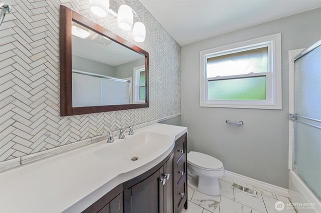 13108 107th Avenue Ct E, Puyallup, WA 98374