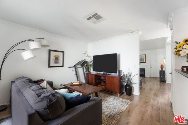 302 Via Colinas, Westlake Village, CA 91362