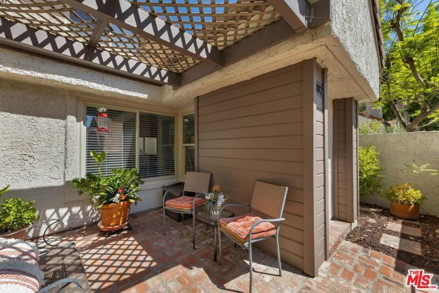 302 Via Colinas, Westlake Village, CA 91362