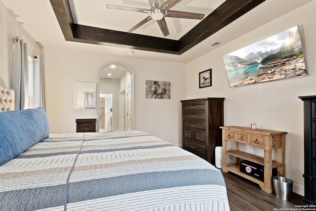 503 Private Road 5764, Lacoste, TX 78039