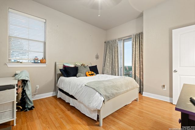 503 Private Road 5764, Lacoste, TX 78039