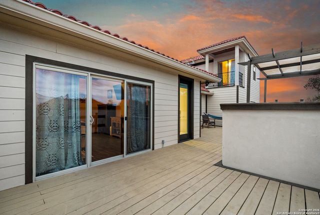 503 Private Road 5764, Lacoste, TX 78039