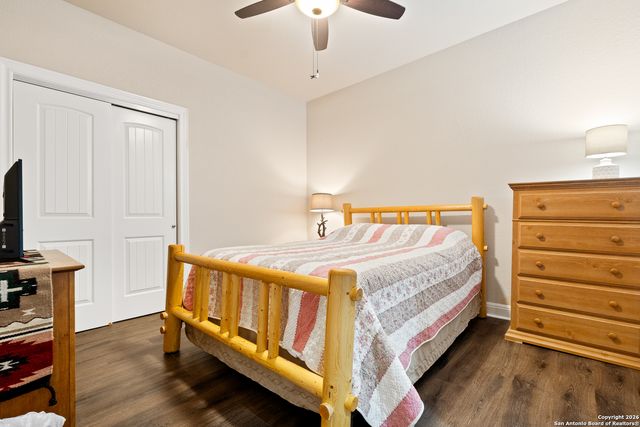 503 Private Road 5764, Lacoste, TX 78039