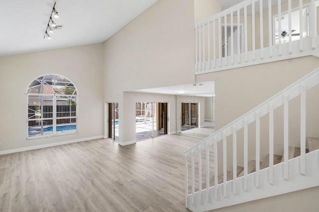 10425 Buena Ventura Drive, Boca Raton, FL 33498