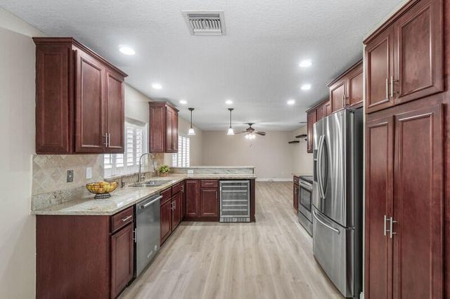 10425 Buena Ventura Drive, Boca Raton, FL 33498