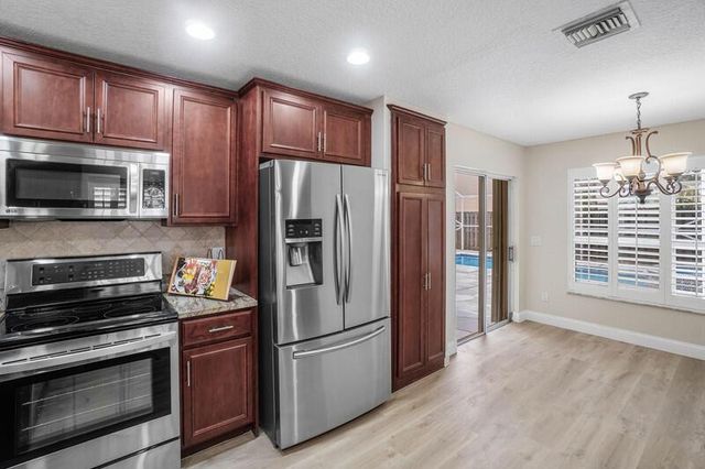 10425 Buena Ventura Drive, Boca Raton, FL 33498