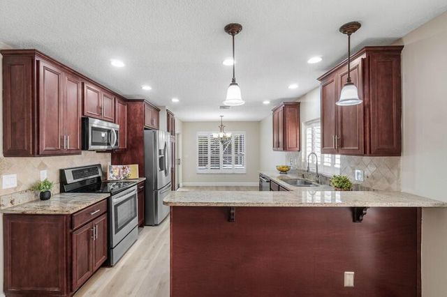10425 Buena Ventura Drive, Boca Raton, FL 33498