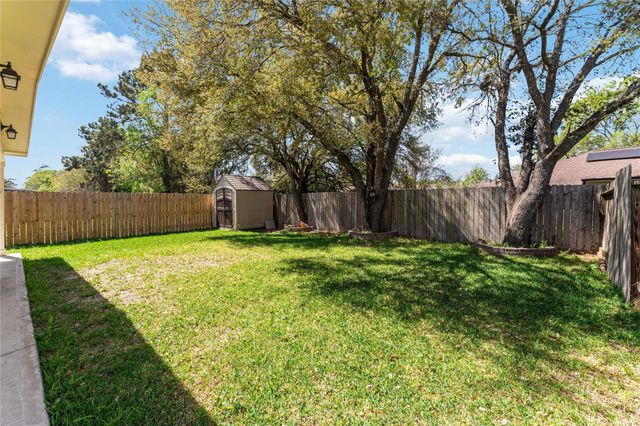 16734 Warbler Drive, Conroe, TX 77385