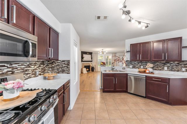 16734 Warbler Drive, Conroe, TX 77385