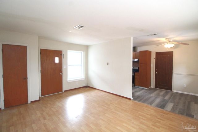 4512 Chantilly Way, Pensacola, FL 32505