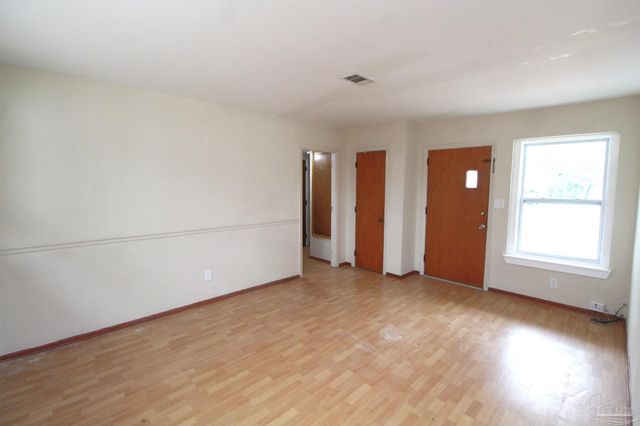 4512 Chantilly Way, Pensacola, FL 32505