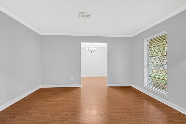 2107 N Rayburn Court, Pasadena, TX 77502