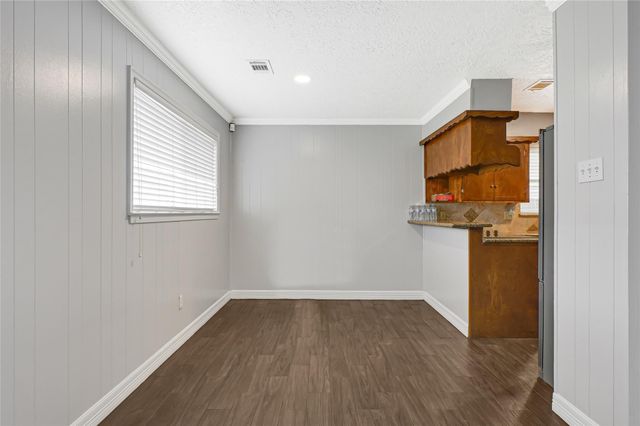 2107 N Rayburn Court, Pasadena, TX 77502