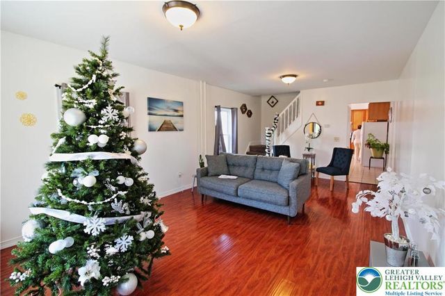 866 North Maxwell Street, Allentown City, PA 18109