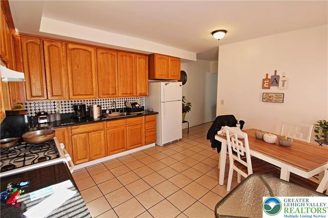 866 North Maxwell Street, Allentown City, PA 18109