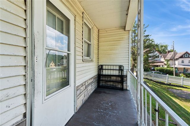 220 ONEIDA STREET, Monessen, PA 15062