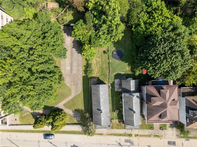 220 ONEIDA STREET, Monessen, PA 15062