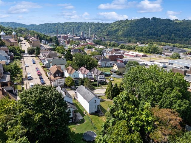 220 ONEIDA STREET, Monessen, PA 15062