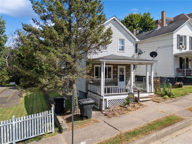 220 ONEIDA STREET, Monessen, PA 15062