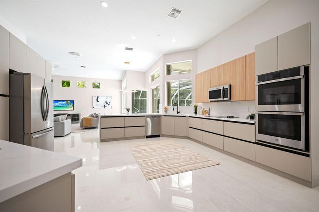 9923 NW 64th Court, Parkland, FL 33076