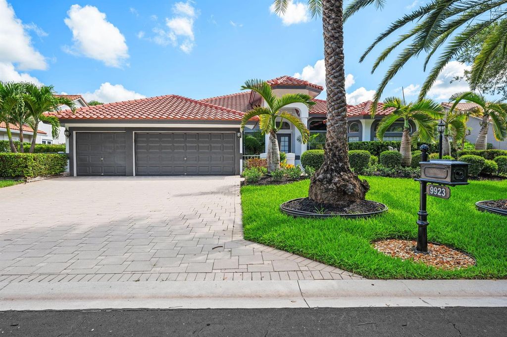 9923 NW 64th Court, Parkland, FL 33076