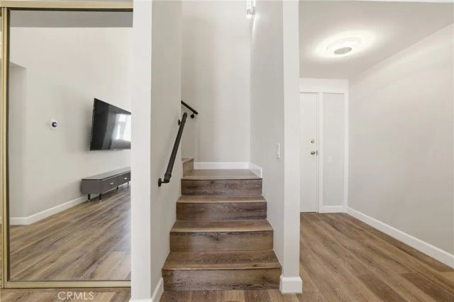 5310 Zelzah Avenue 302, Encino, CA 91316