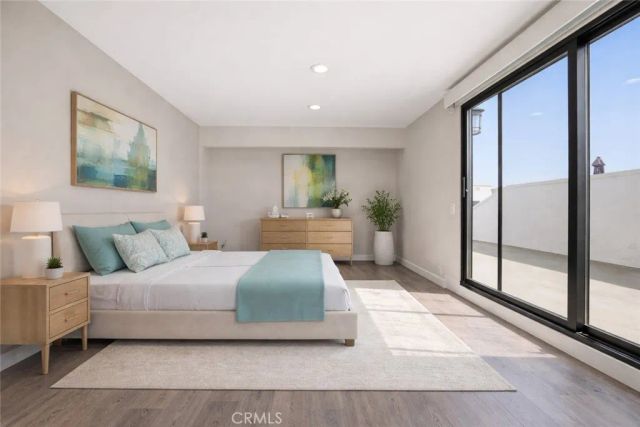 5310 Zelzah Avenue 302, Encino, CA 91316