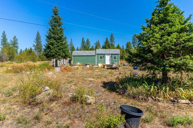 1059 Scotia Rd, Newport, WA 99156