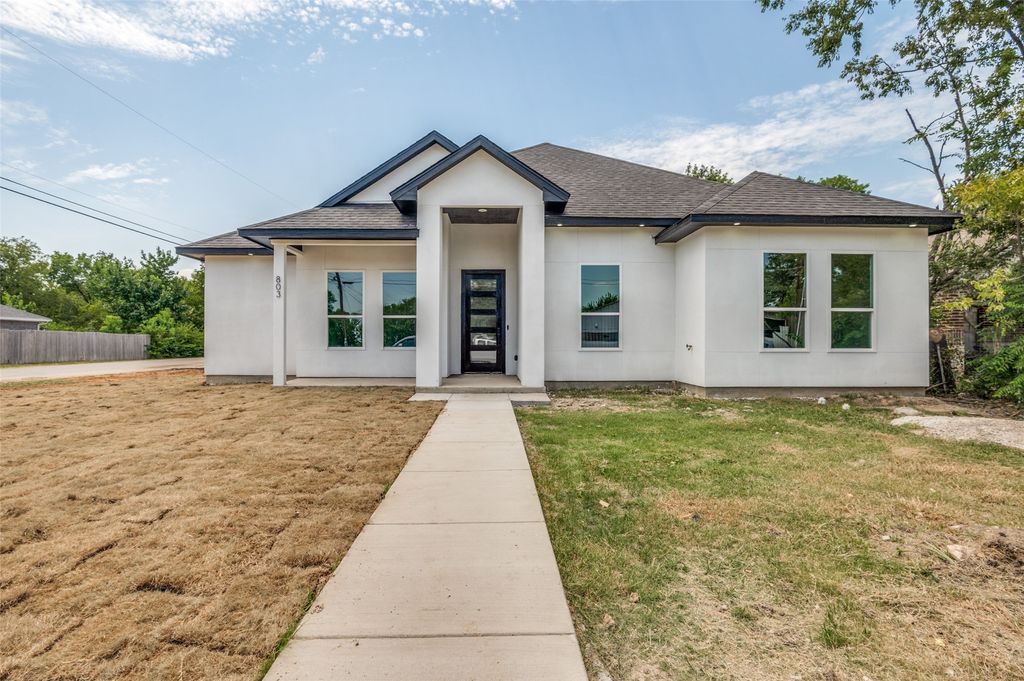 803 Rayenell, Dallas, TX 75217