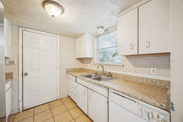 3018 Harlan Drive, Mesquite, TX 75150