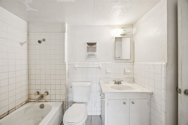 3018 Harlan Drive, Mesquite, TX 75150