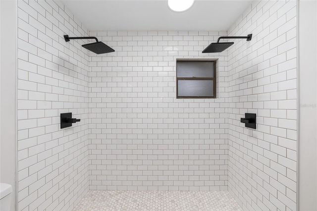 320 SE 41ST AVENUE, Ocala, FL 34471