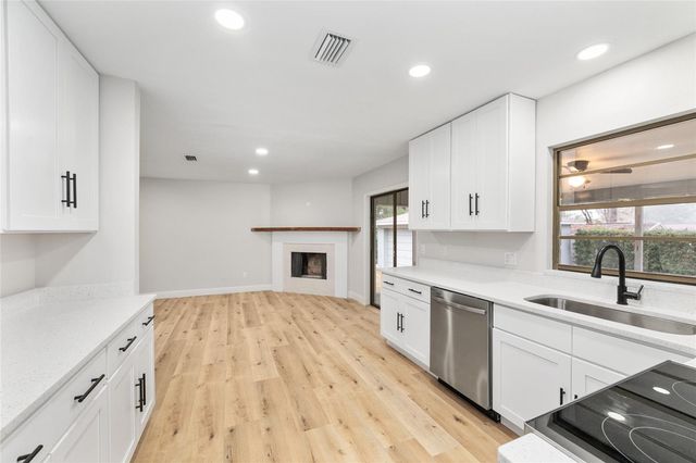 320 SE 41ST AVENUE, Ocala, FL 34471