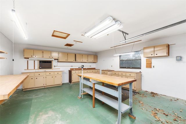 320 SE 41ST AVENUE, Ocala, FL 34471