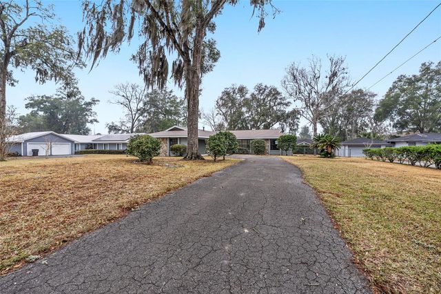 320 SE 41ST AVENUE, Ocala, FL 34471