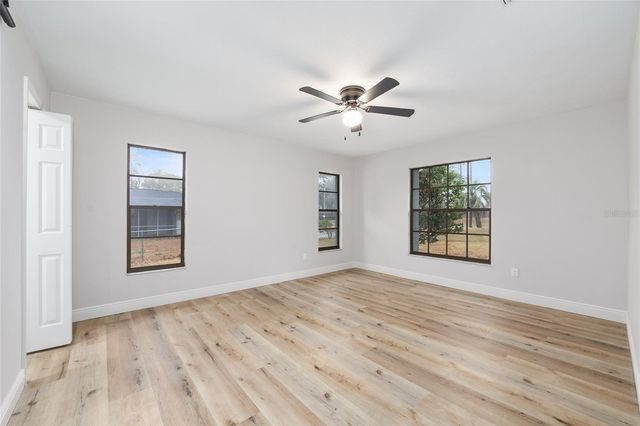 320 SE 41ST AVENUE, Ocala, FL 34471