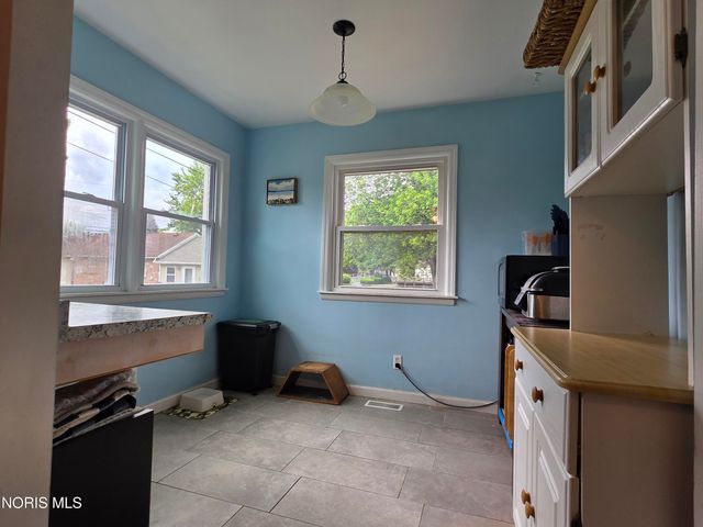 5841 Pickard Drive, Toledo, OH 43613