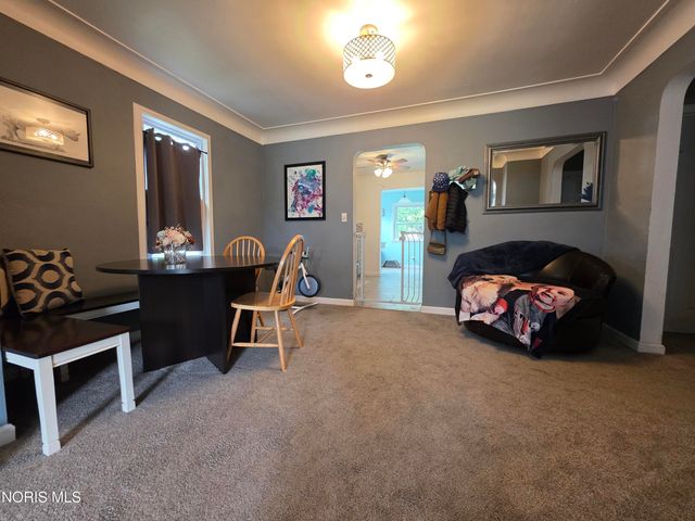 5841 Pickard Drive, Toledo, OH 43613