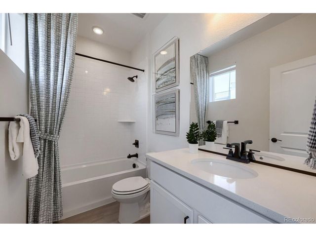 9200 E 47th Ave 202, Denver, CO 80238